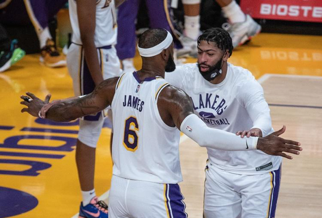 边路策动 边路策动