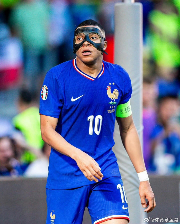 王大雷横扑 王大雷横扑